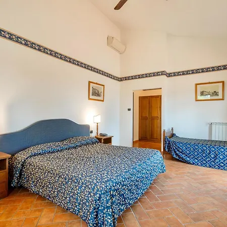 Ξενοδοχείο With Swimming Pool In San Donato Fronzano San Donato in Fronzano